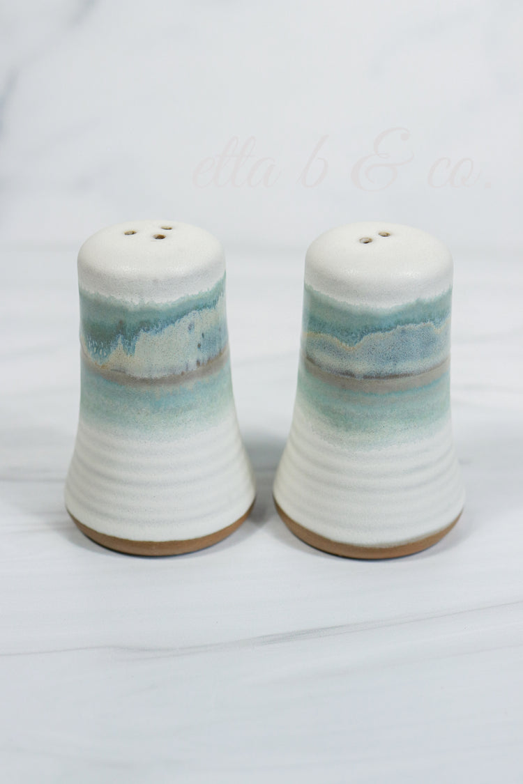 Salt & Pepper Shaker Set