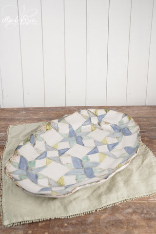 Painter's Pinwheel Quilt Grande Oval Platter - The Collector's Drop
